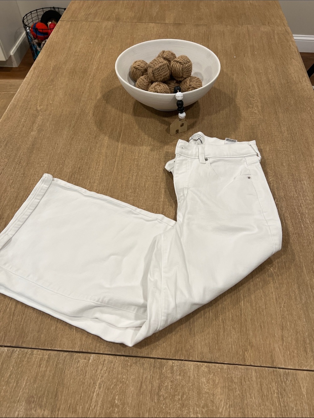 White Women’s Jeans - banana Republic wide leg high-rise
